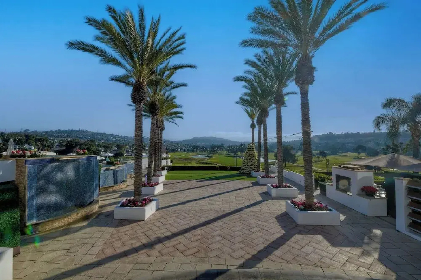 Southern Exposure w/ Private Balcony