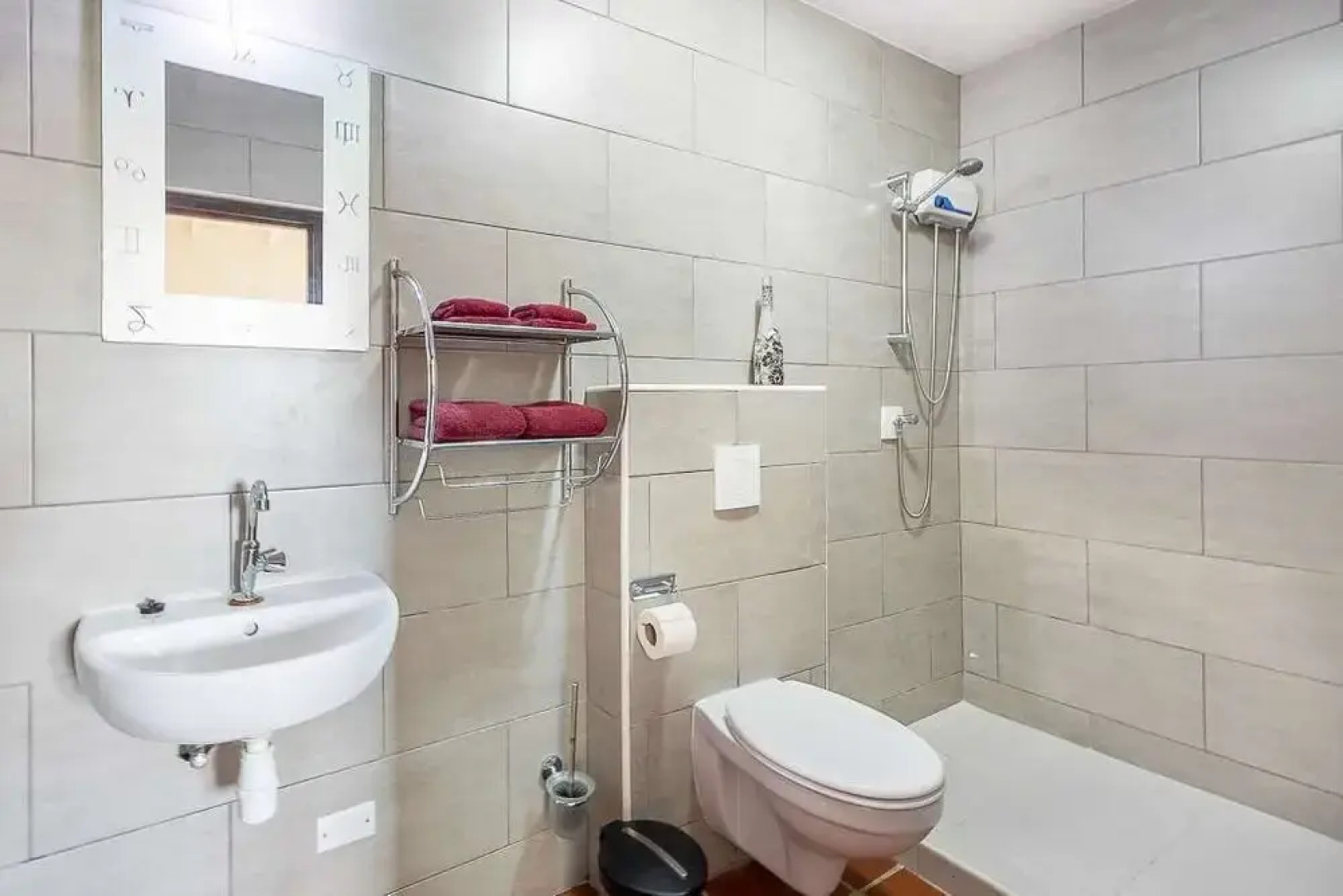 Shiloh's Guesthouse Curacao