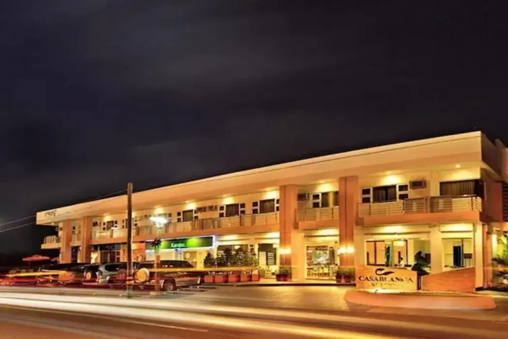 Casablanca Suites Near Airport