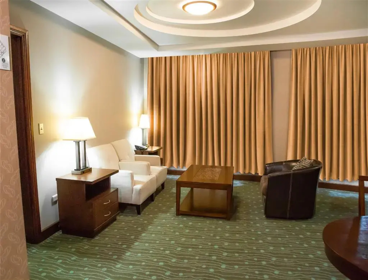 Hotel Plaza Juan Carlos