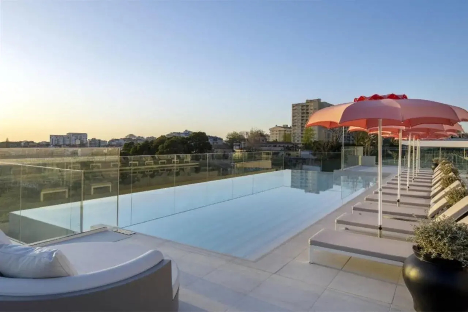 Renaissance Porto Lapa Hotel