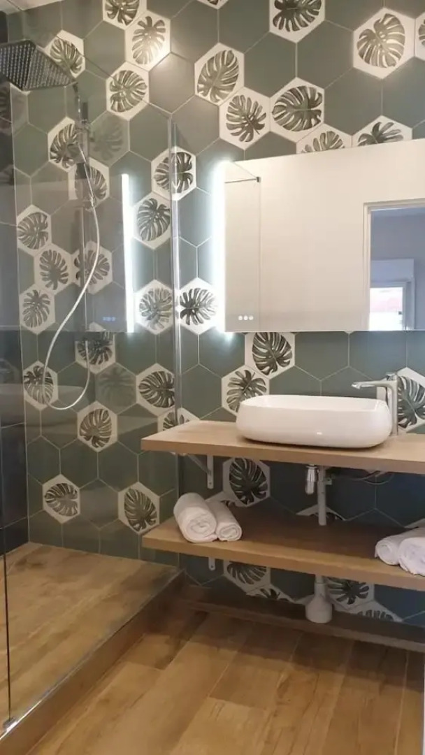 Suite up to 3 people with pool and terrace