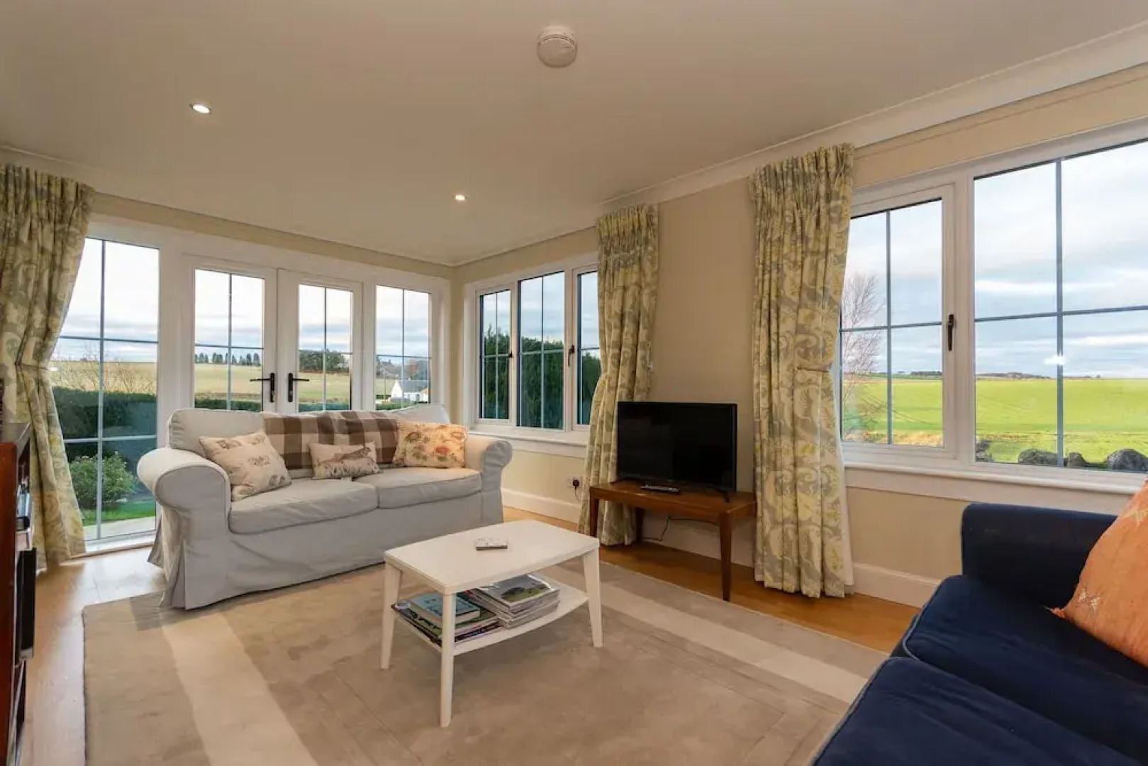 Stunning Farm Steading - 5 Mins to St Andrews