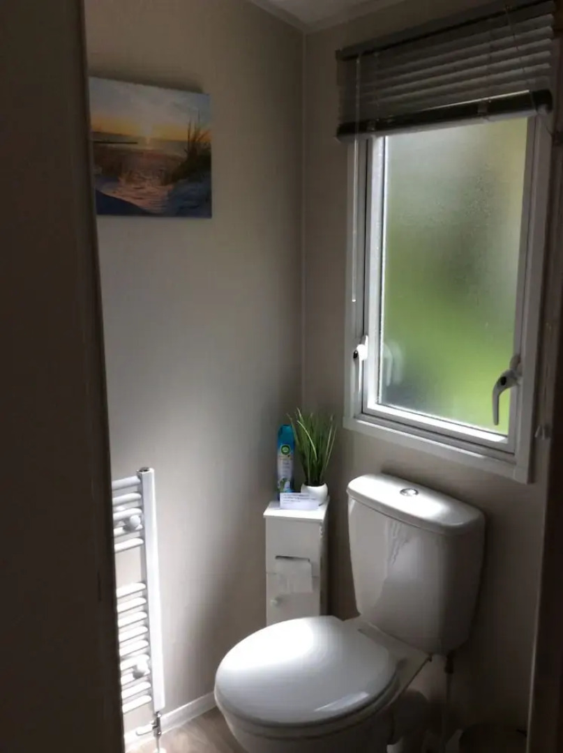 Lake District Western 2-bed Cabin, Pet Frien