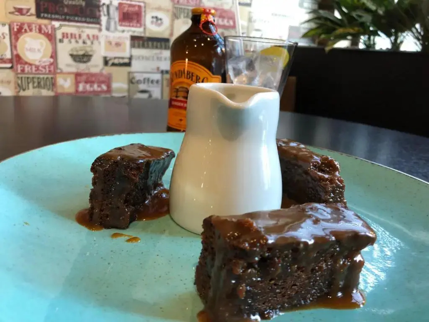 Smiths Hotel