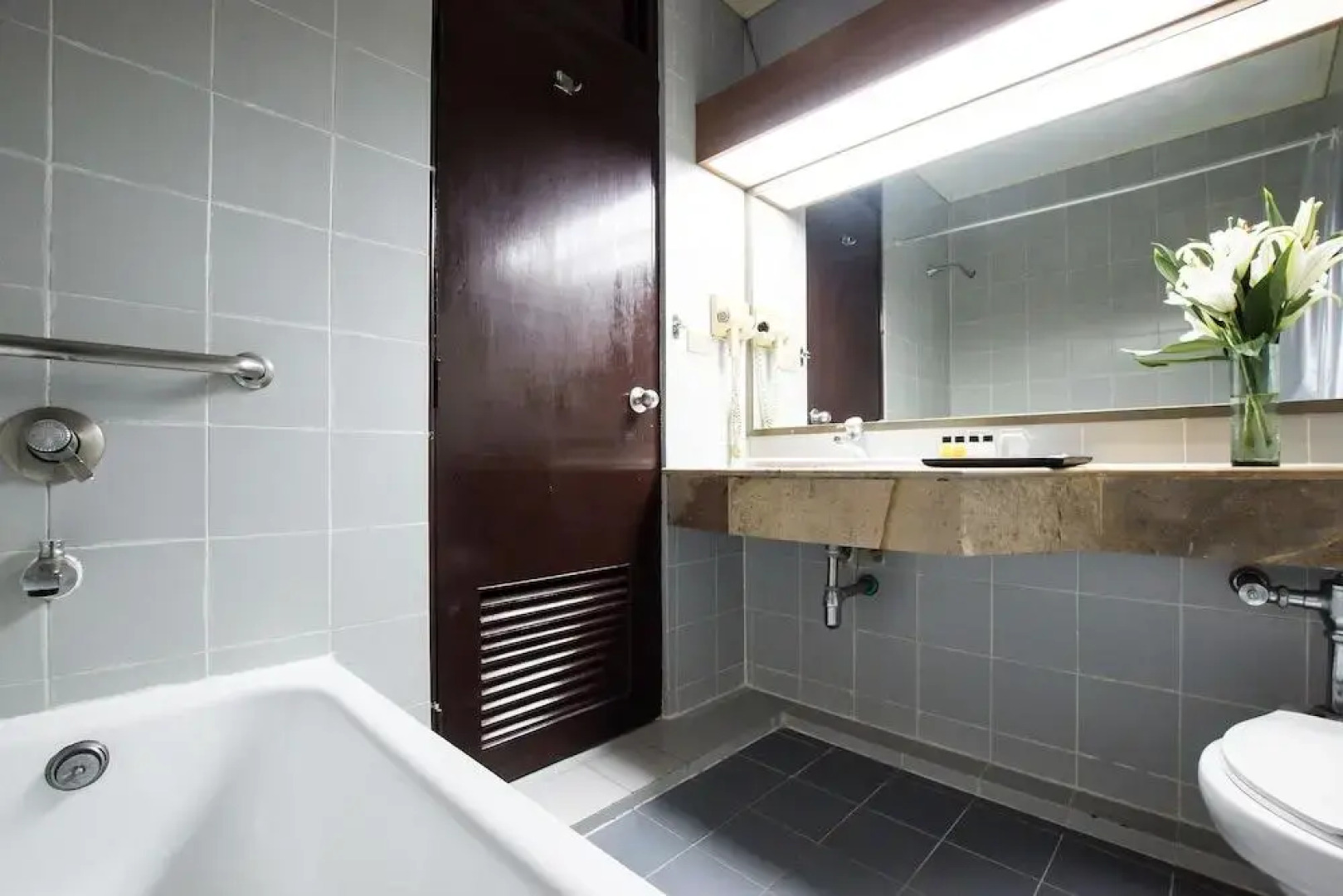 Nomads De Moc, Bangkok