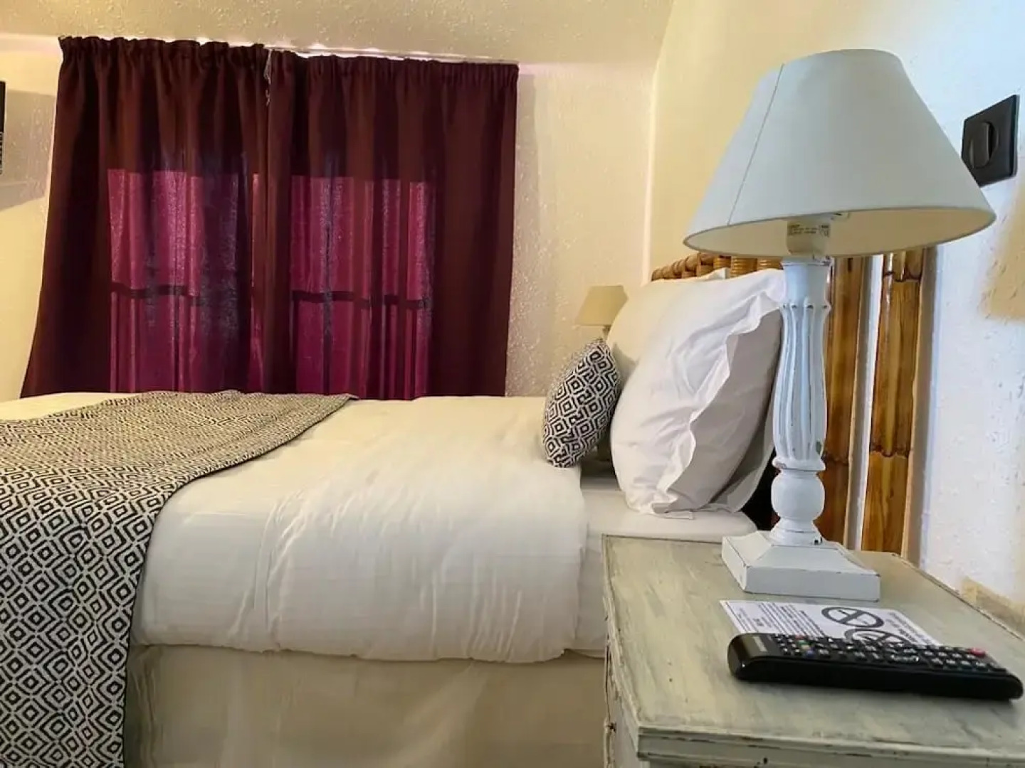 Hotel La Fontaine Du Peyron