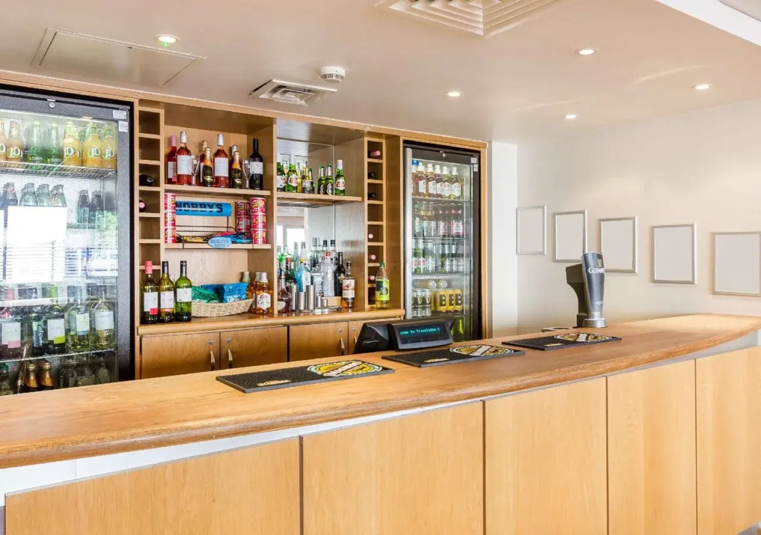 Travelodge Caterham Whyteleafe