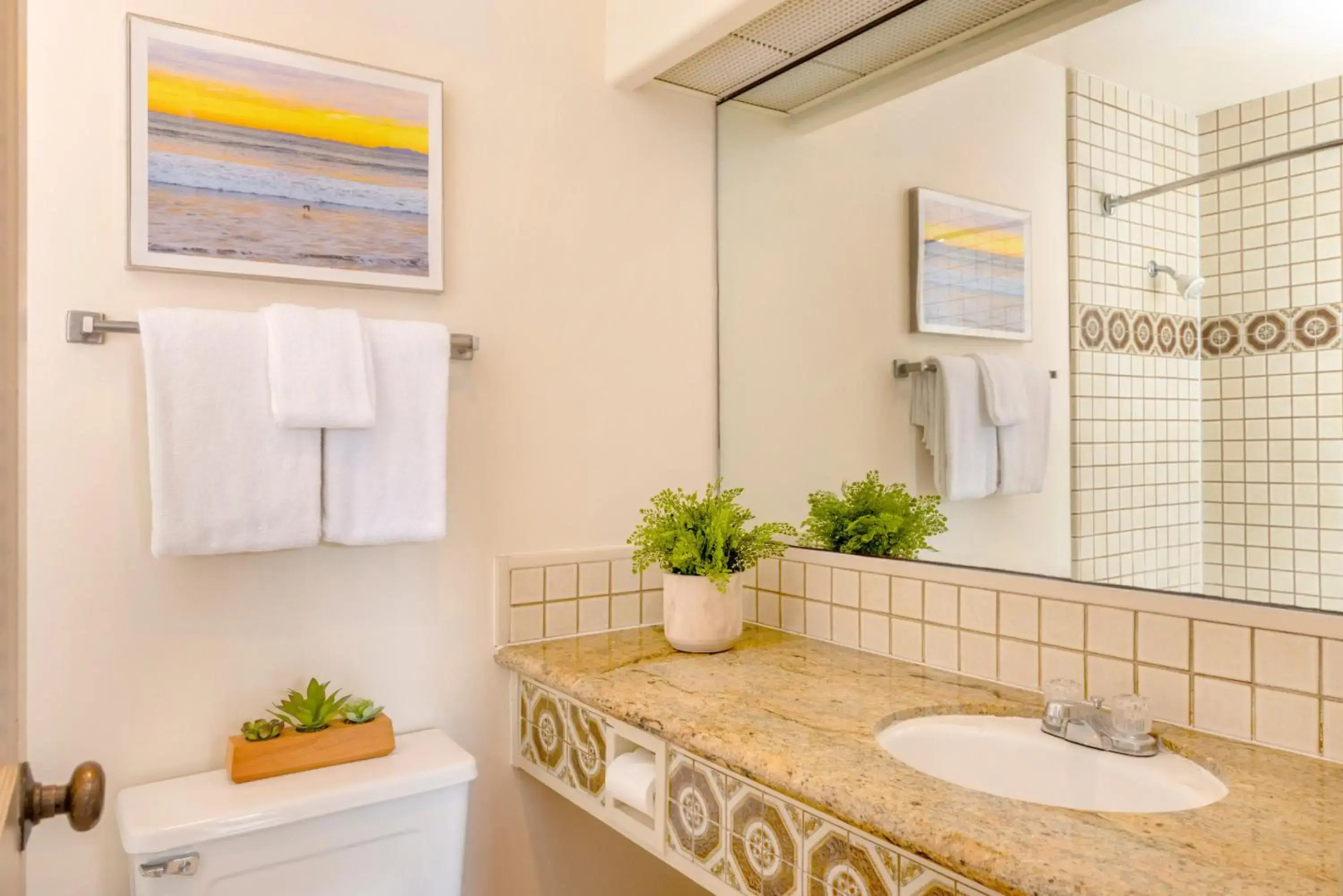 Clocktower Inn Ventura