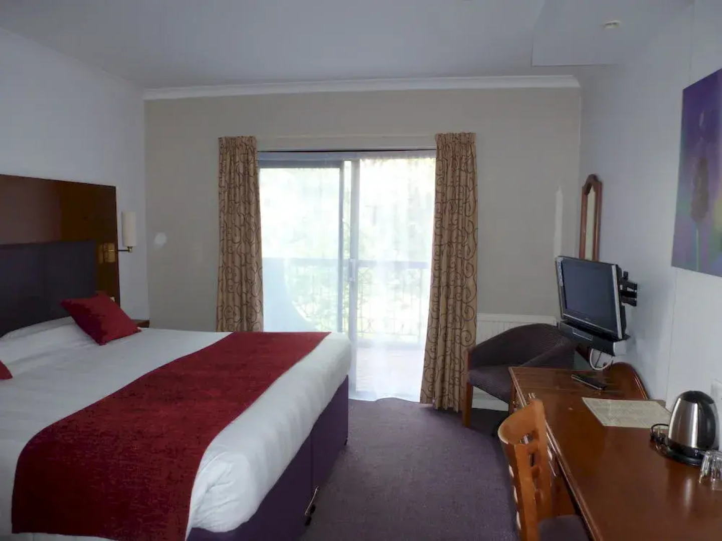 Cross Roads By Greene King Inns