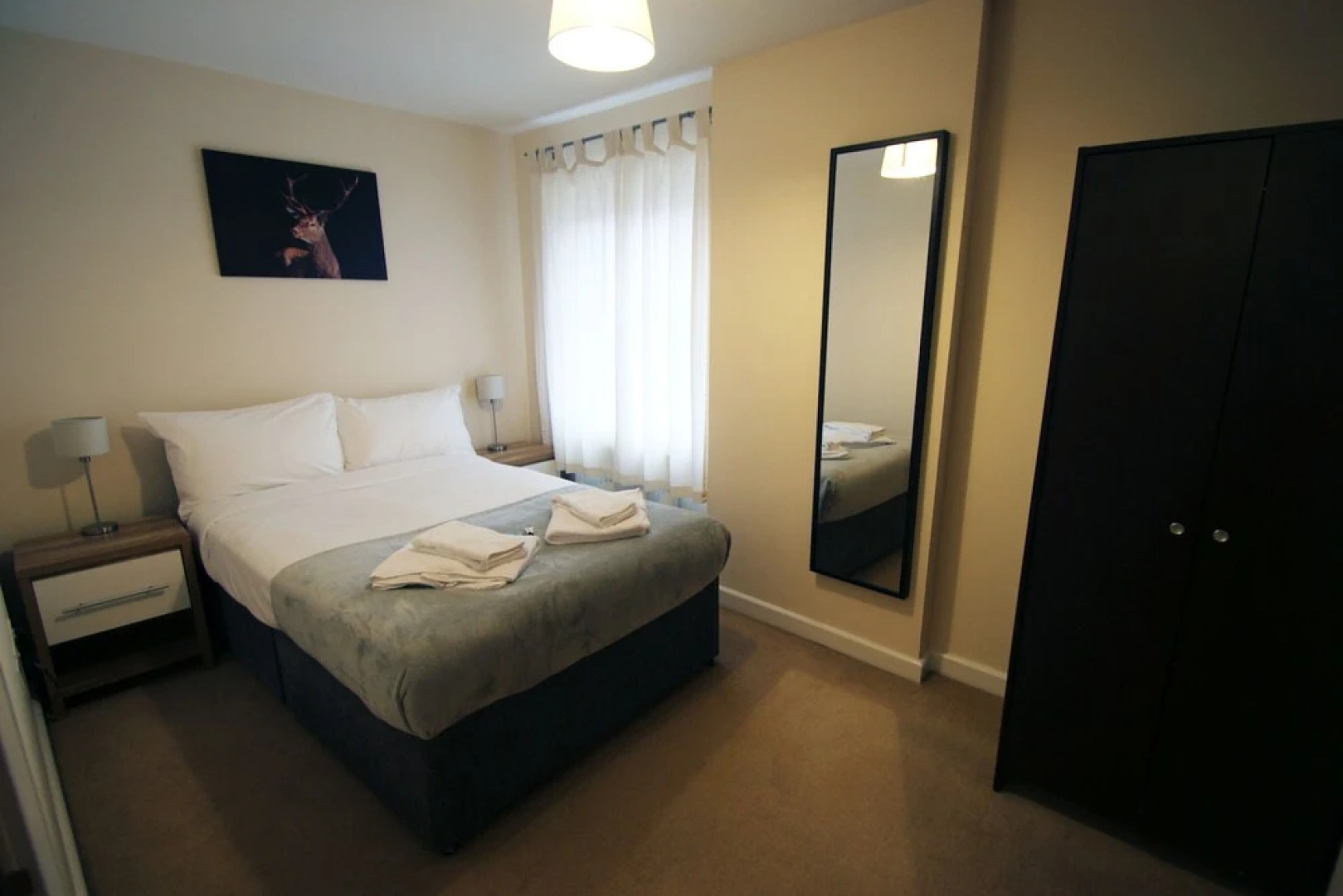 iStay - The Pinnacle