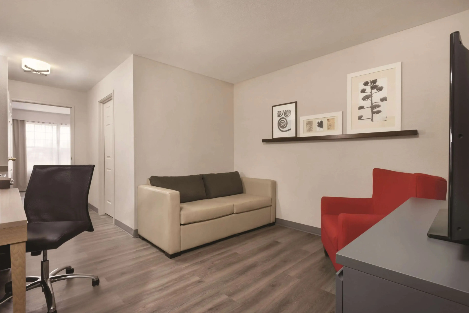 Country Inn & Suites by Radisson, Waterloo, IA