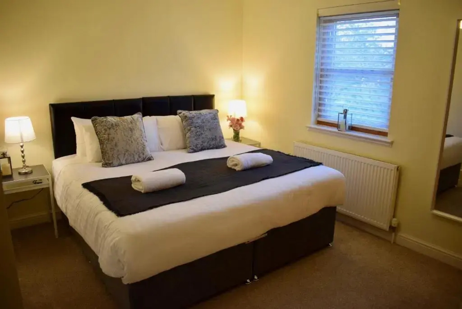 Kelpies Serviced Apartments Kavanagh- 5 Bedrooms