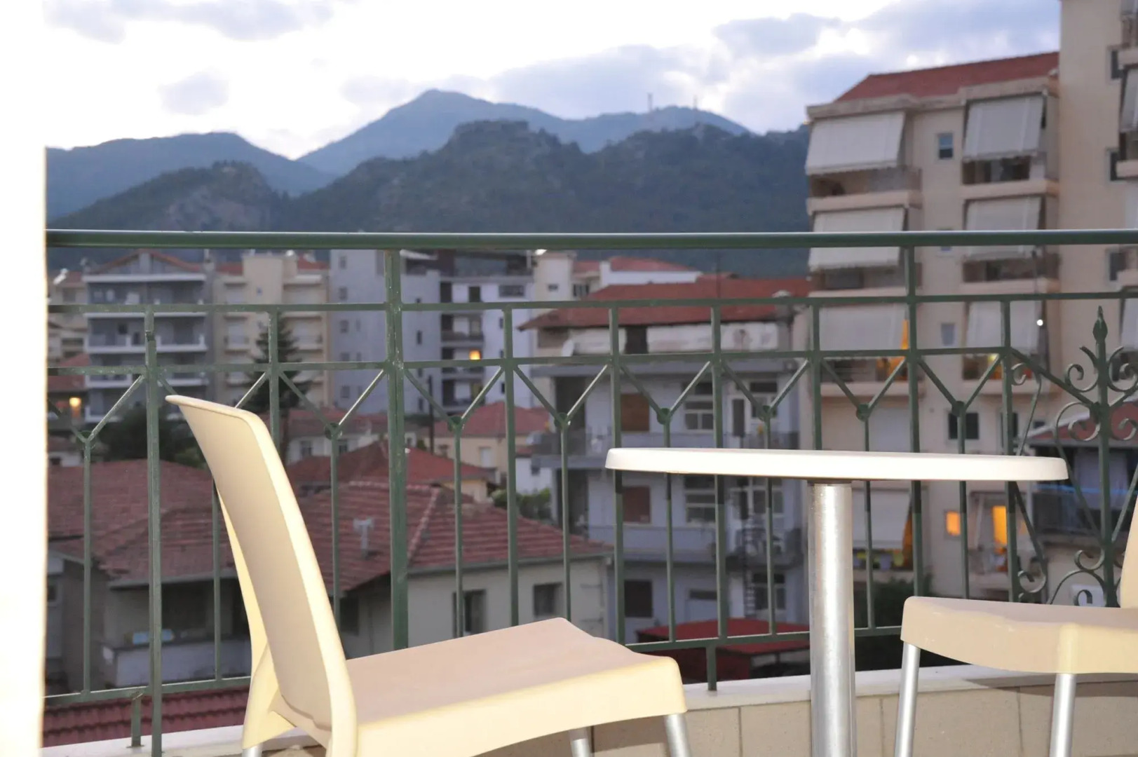 Ceragio Hotel & Apartments