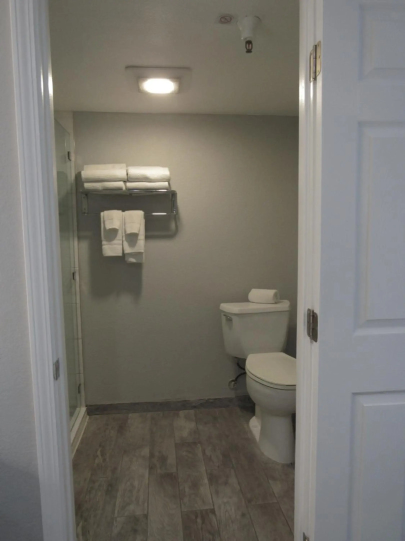 Capri Suites Anaheim