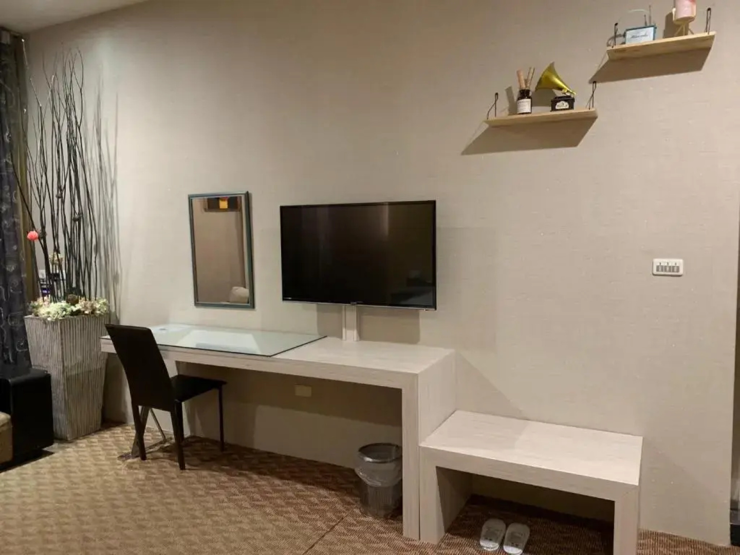 Her Home Spa Motel Douliu