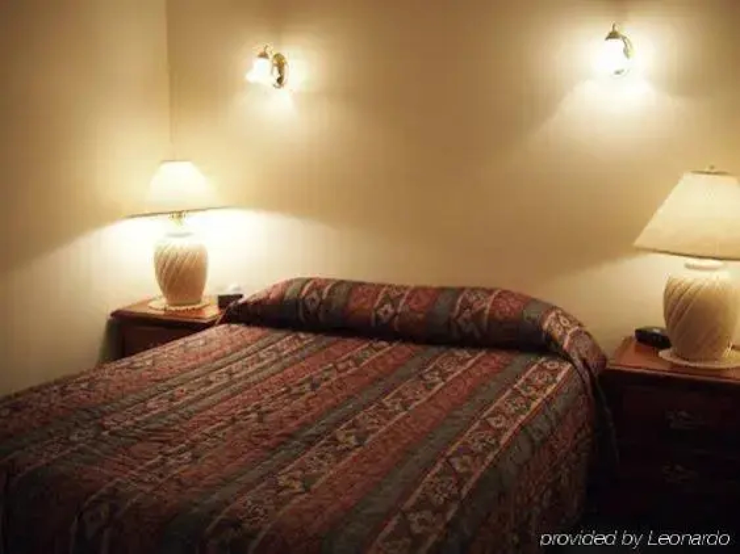 Whale's Tail Guest Suites