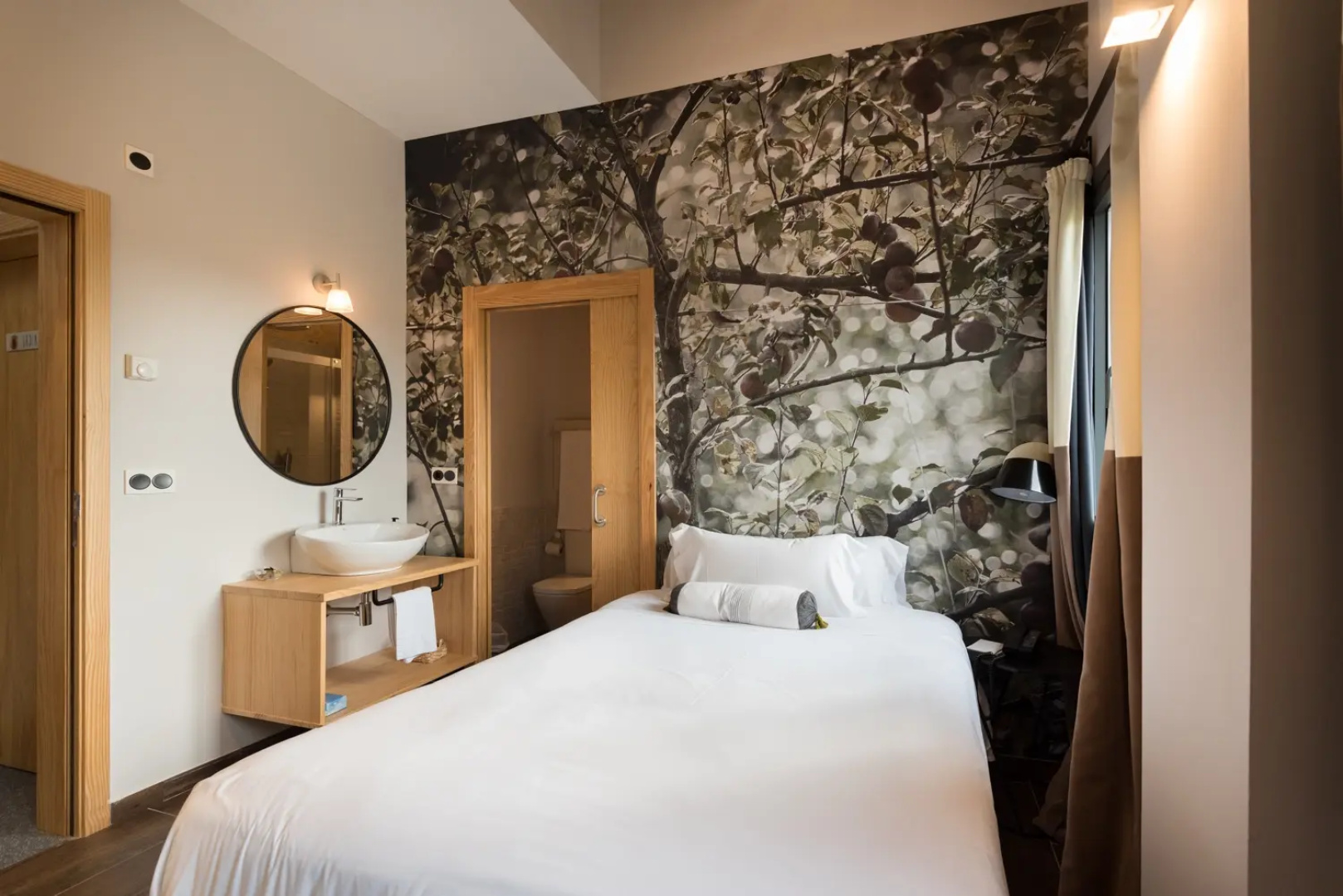 Hotel Sagarlore