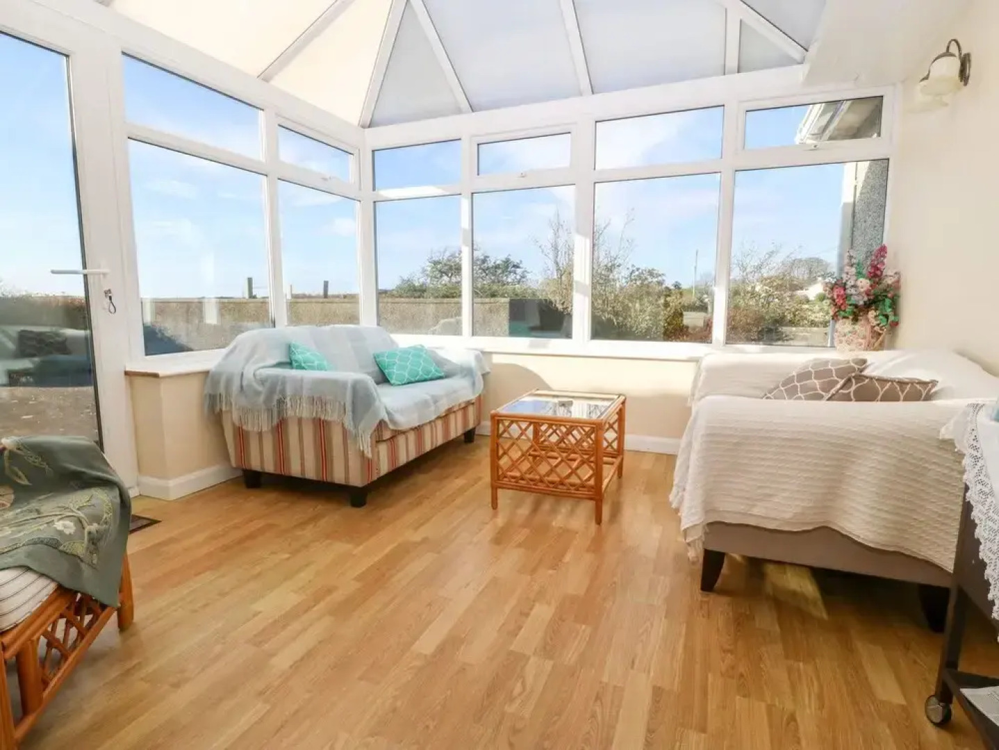 Pen Yr Orsedd Cottage