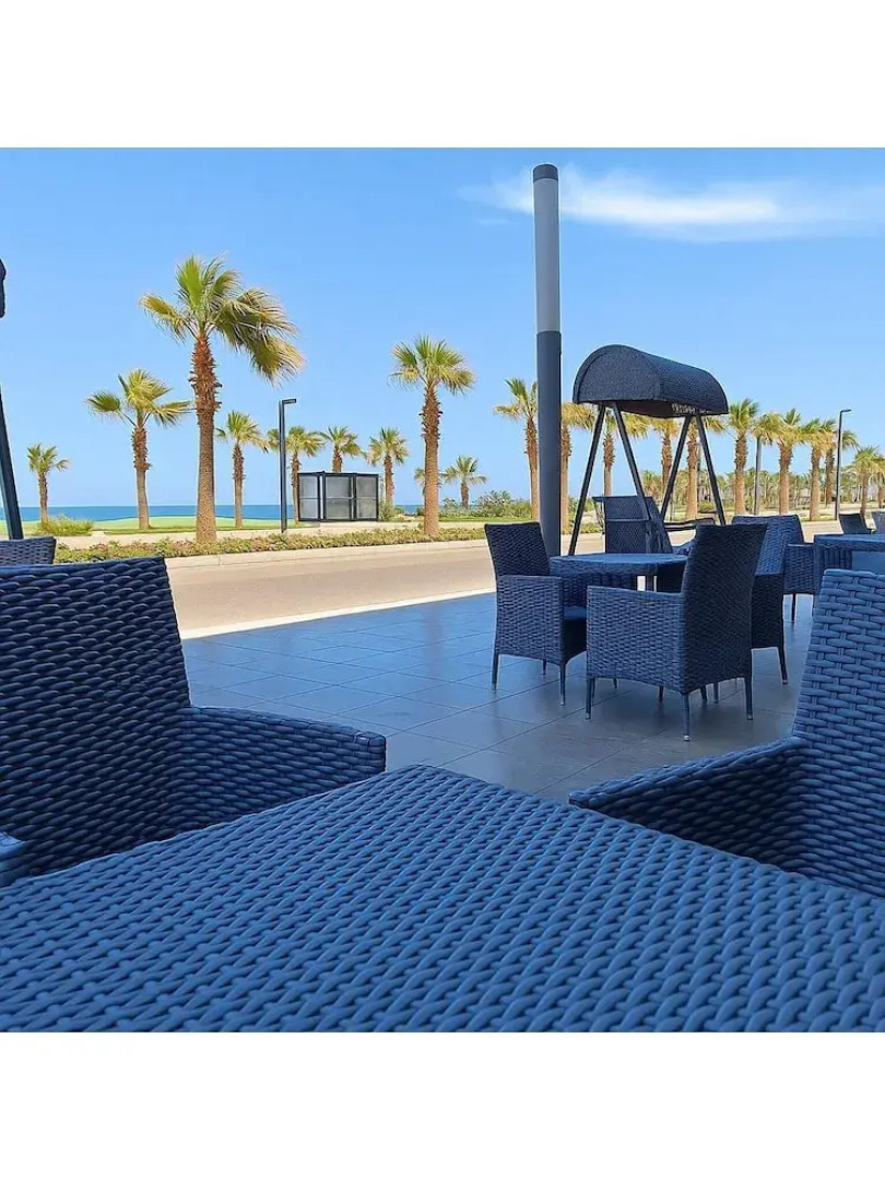 Chic & Spacious Retreat in Porto Said