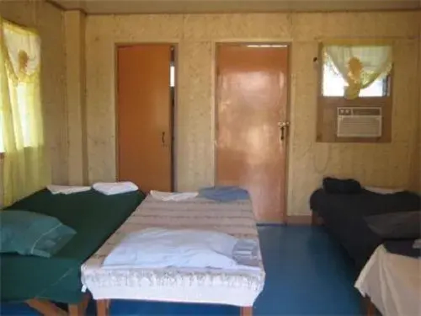 Coron Reef Pension House