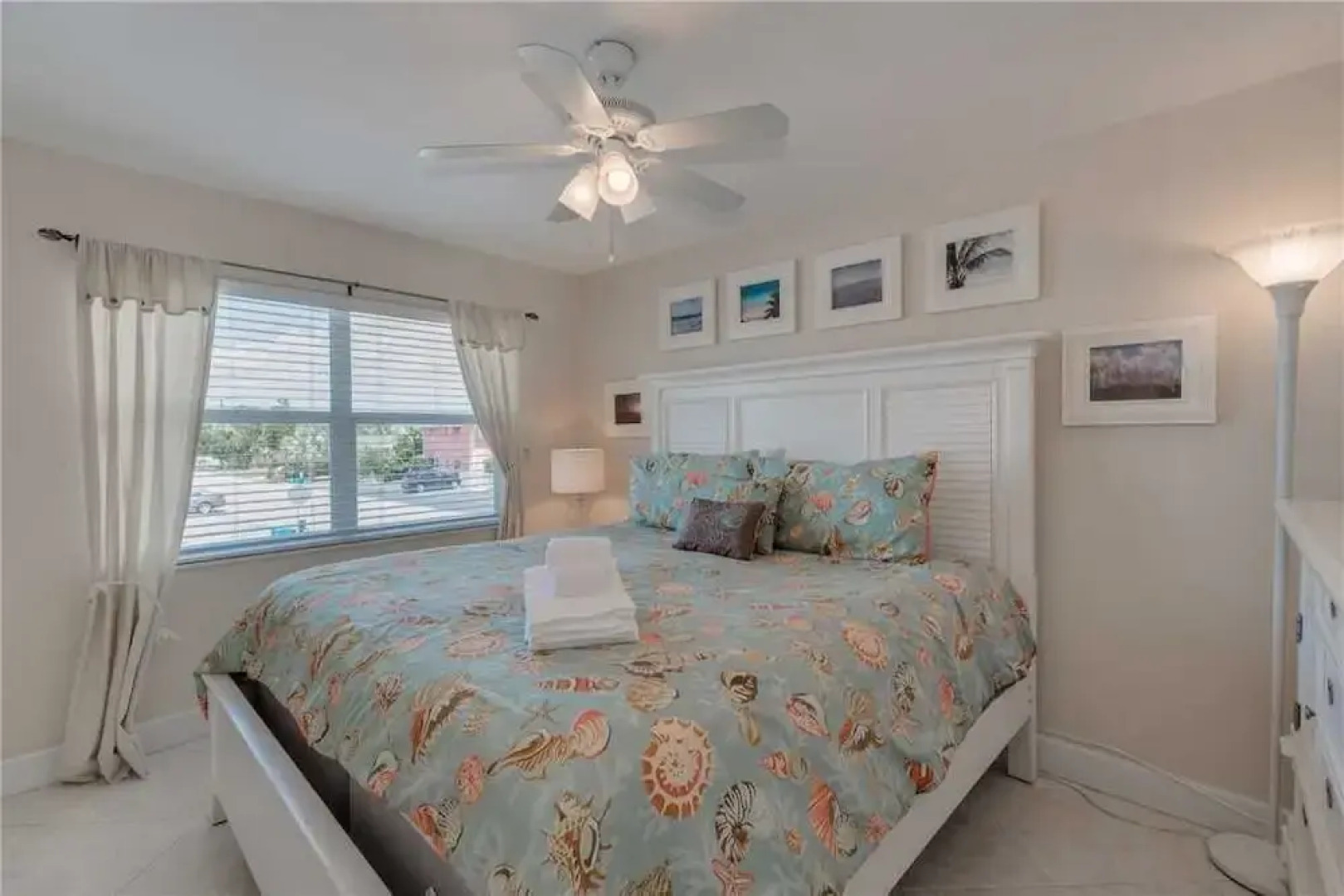 Waves 17 - One Bedroom Condo