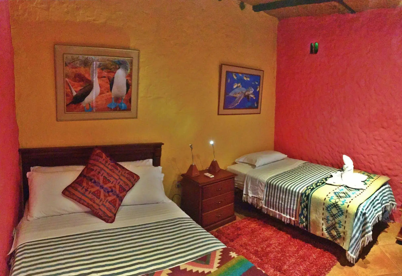 Lonesome George Ecolodge