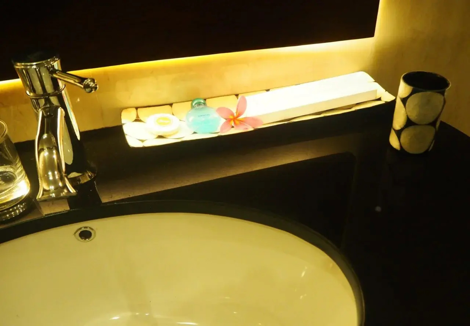 The Gecho Inn Country