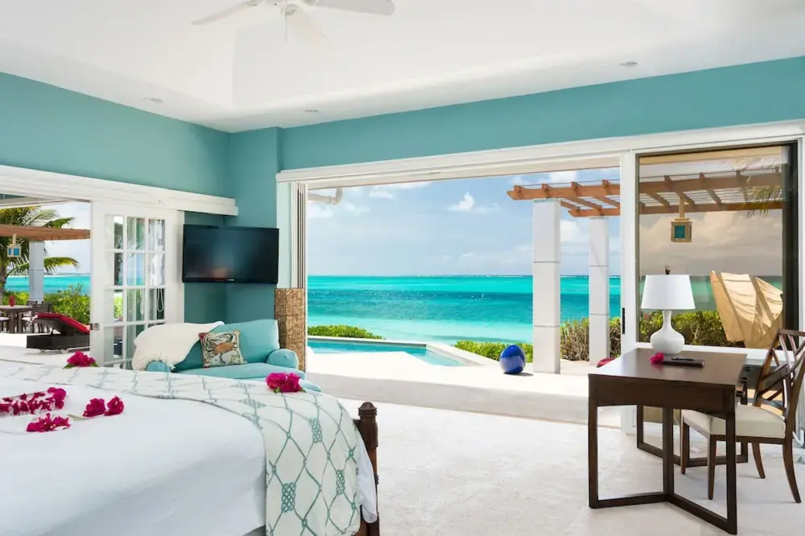 Windsong Oceanfront Villa