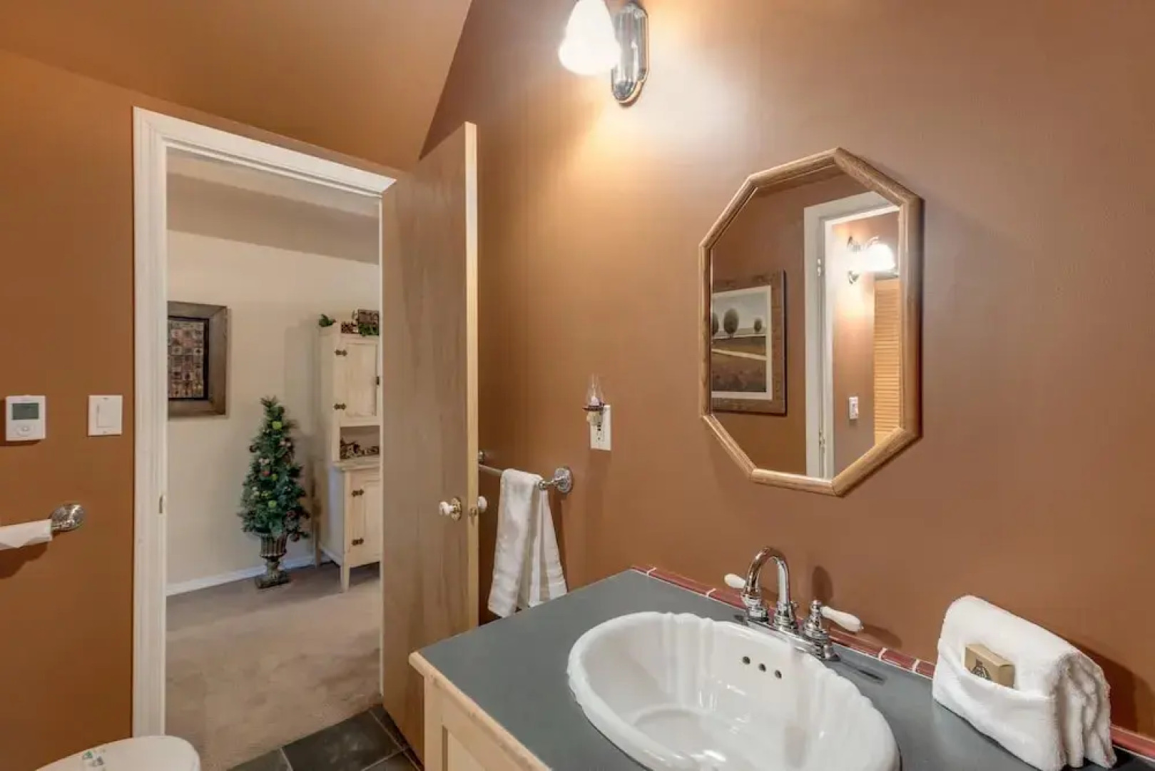 Mt. Baker Lodging Cabin 45 (Sleeps 6)