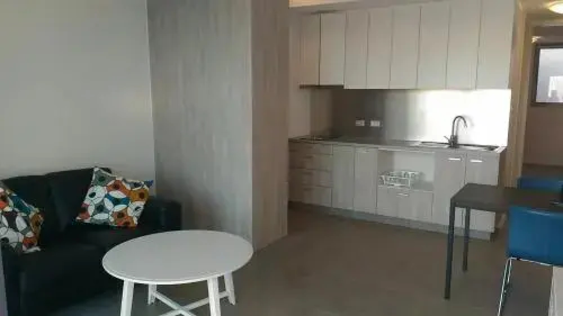 Onslow Apartments