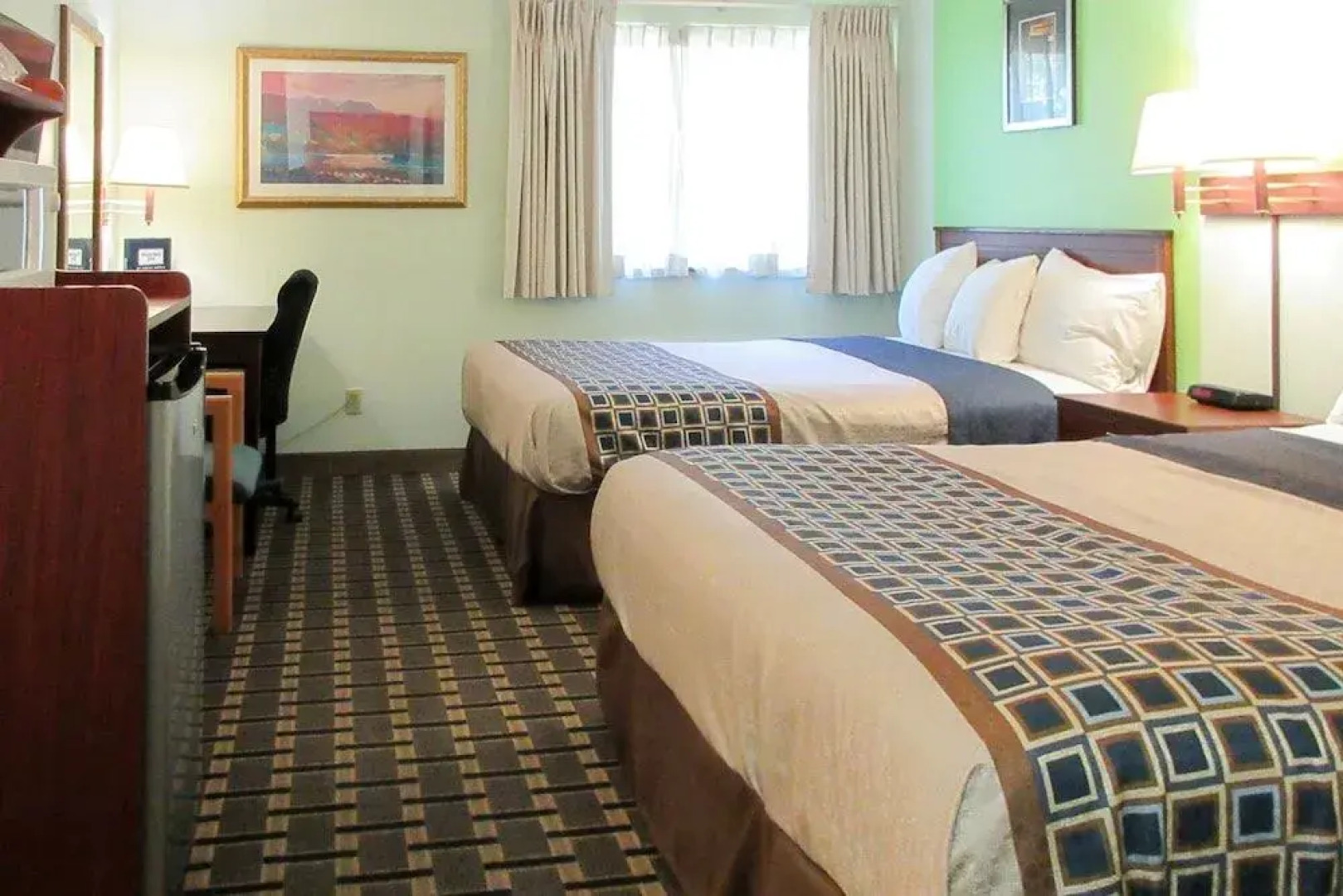 Super 8 by Wyndham Chisago City