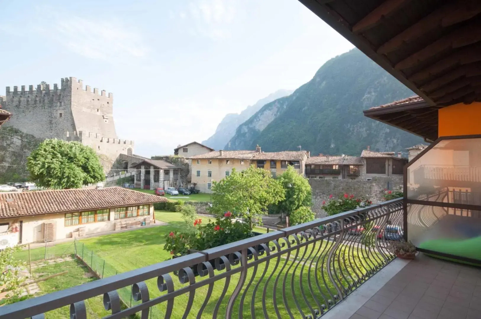 Castel View Apartment