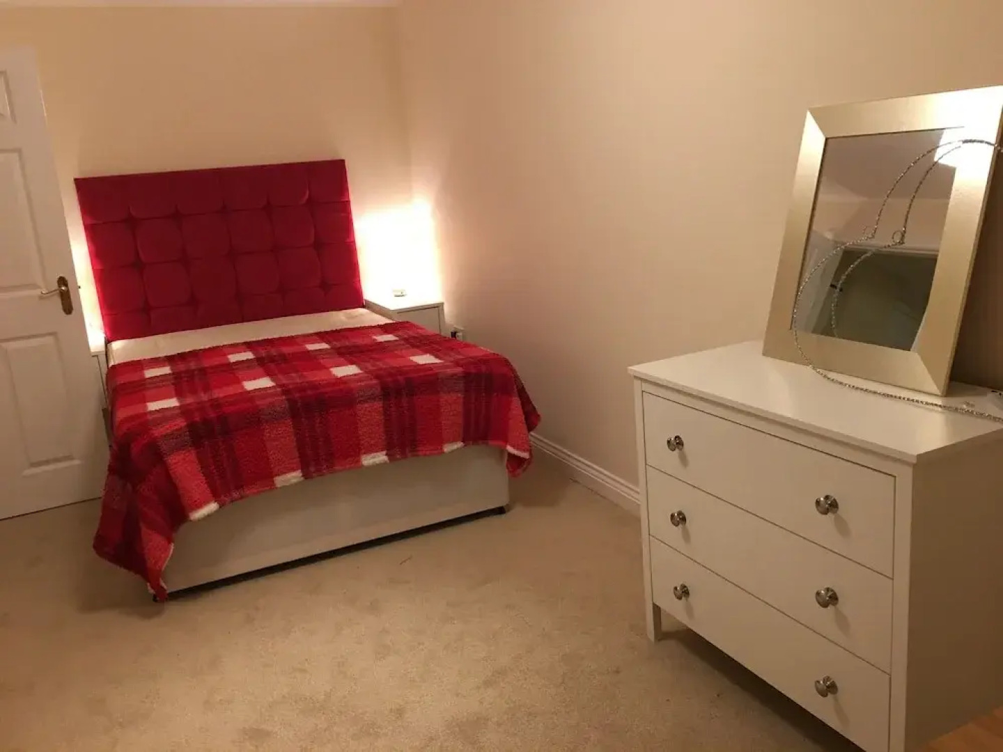 Genesis Home Serviced Apartment