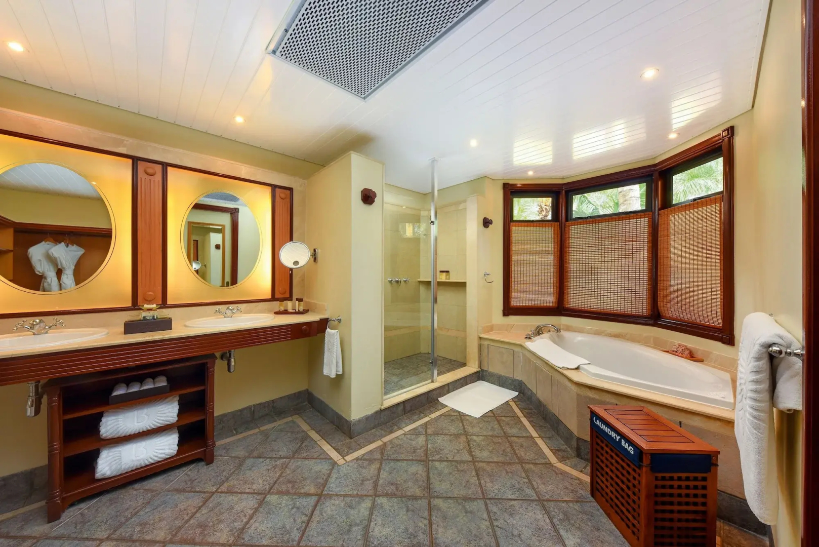 Dinarobin Beachcomber Golf Resort & Spa