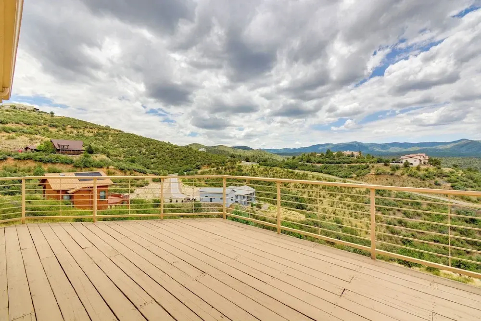 Prescott Gem: Hot Tub & Mtn Views, 7 Mi to Dtwn