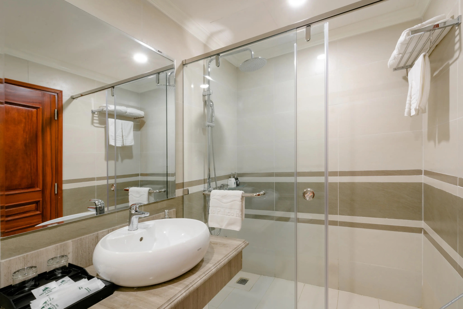 White Palace Lam Son