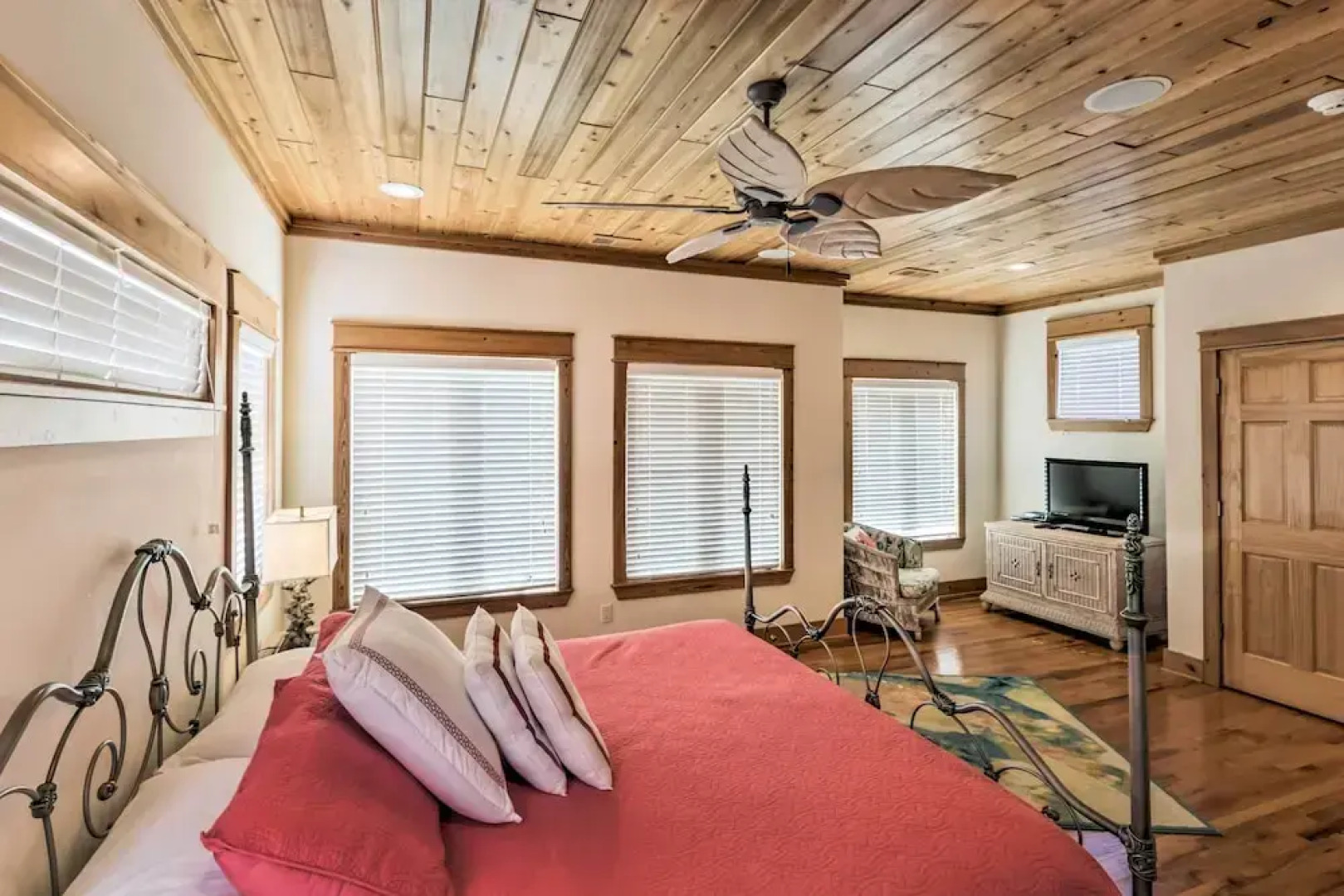 Riverfront Carrabelle Home w/ Furnished Patio!