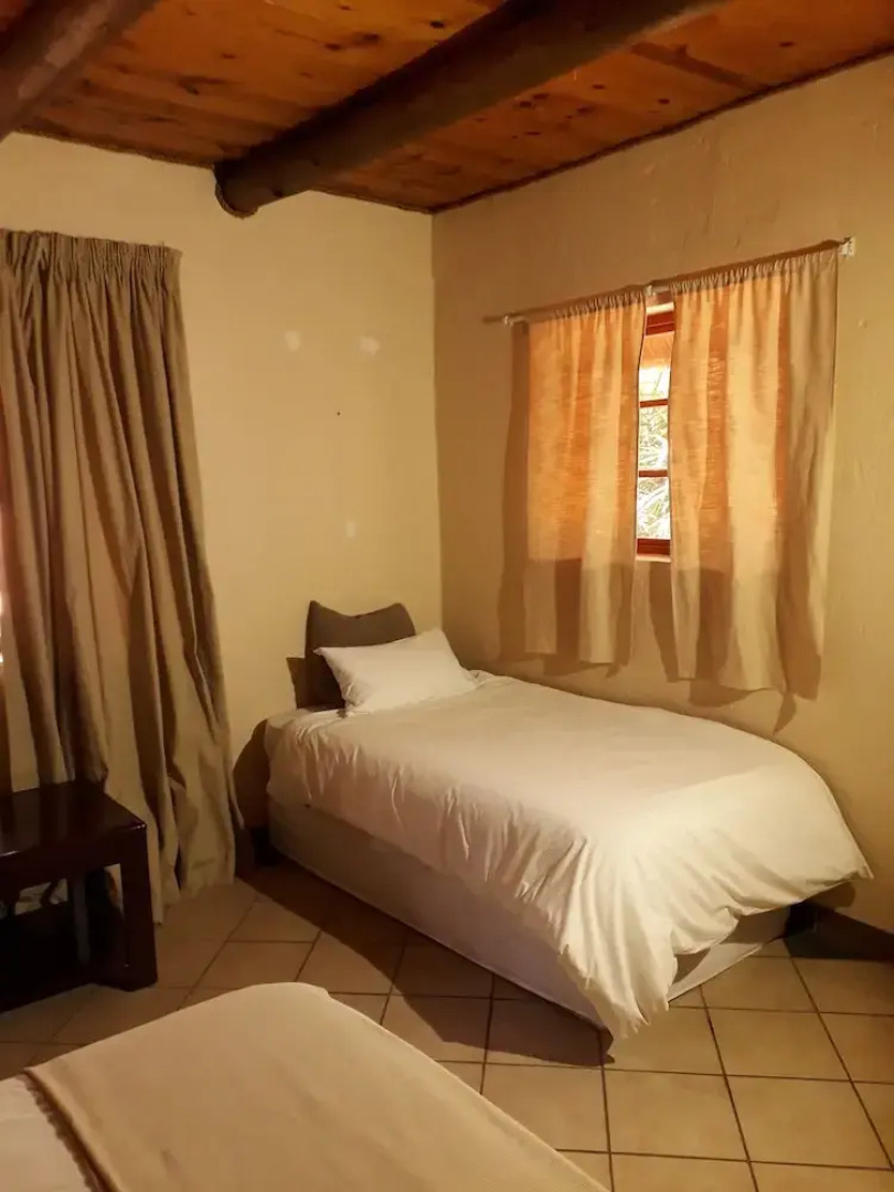 African Explorer Private Game Lodge