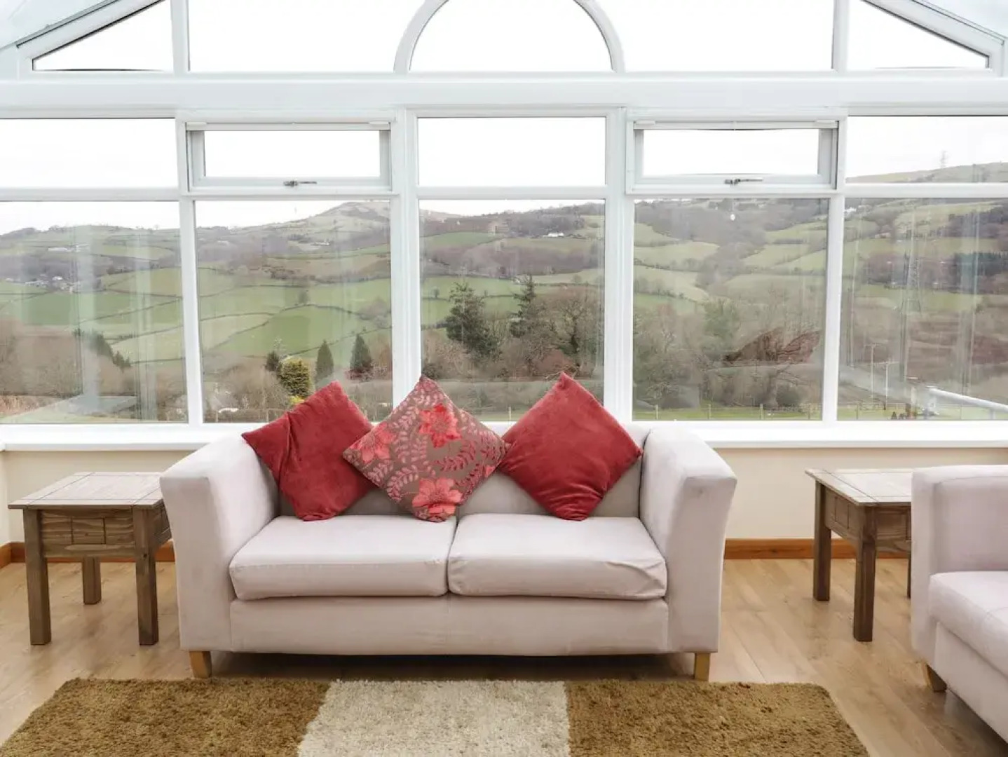 Bryn Derw Holiday Cottage