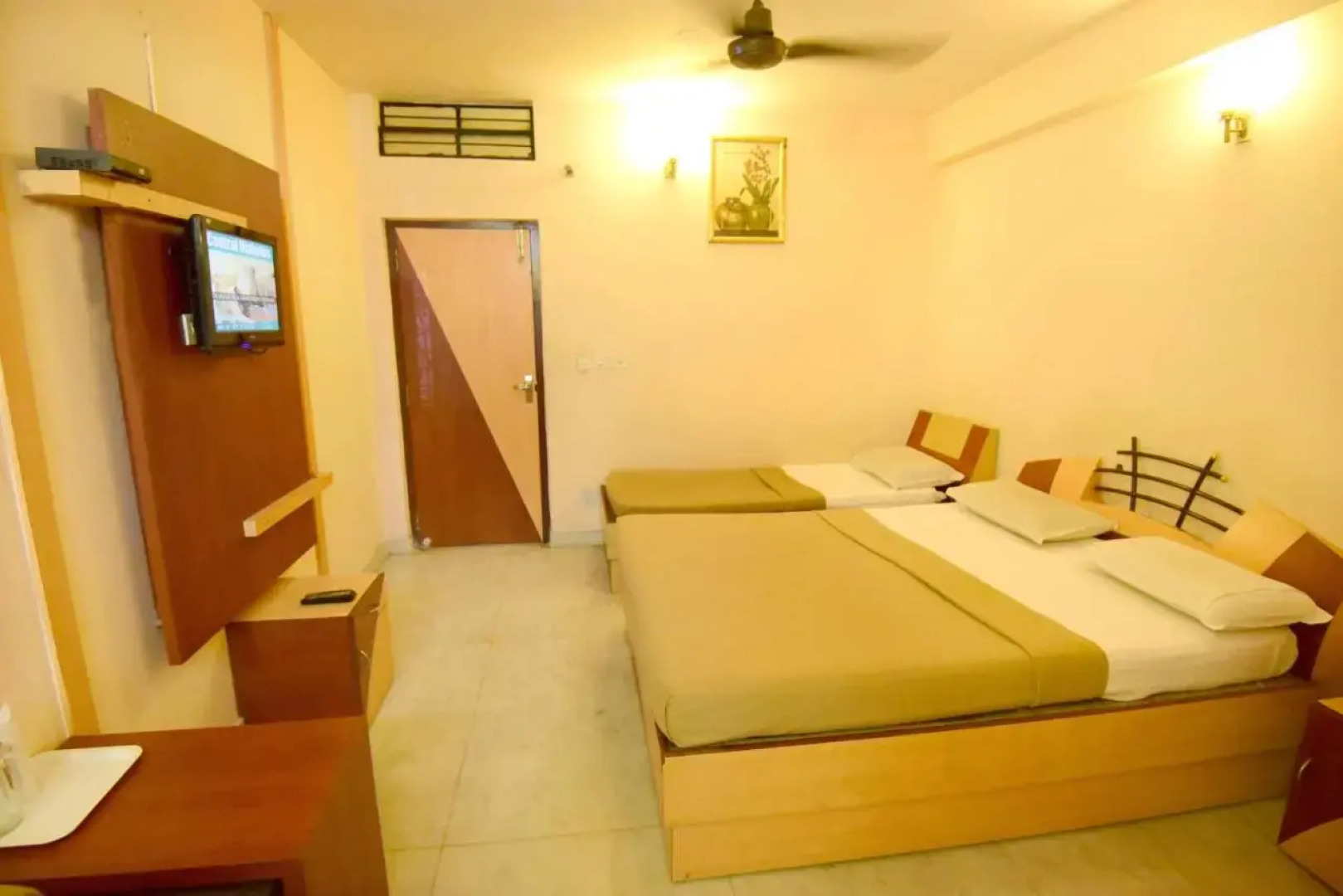 Hotel Shastri Paradise