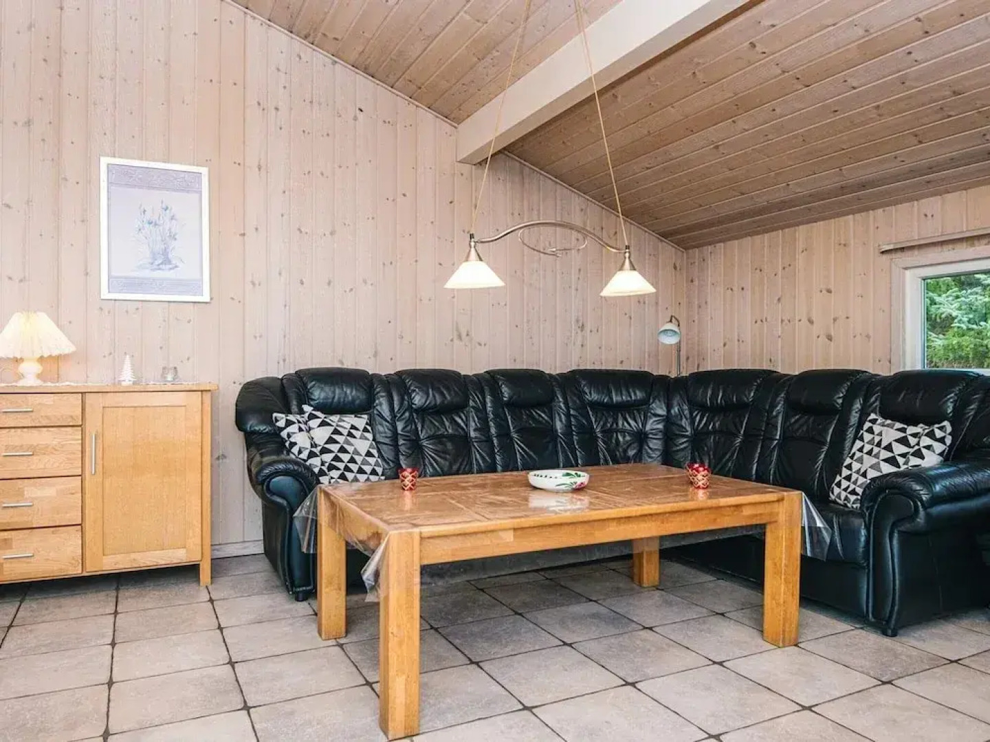 Secluded Holiday Home in Henne near Beach