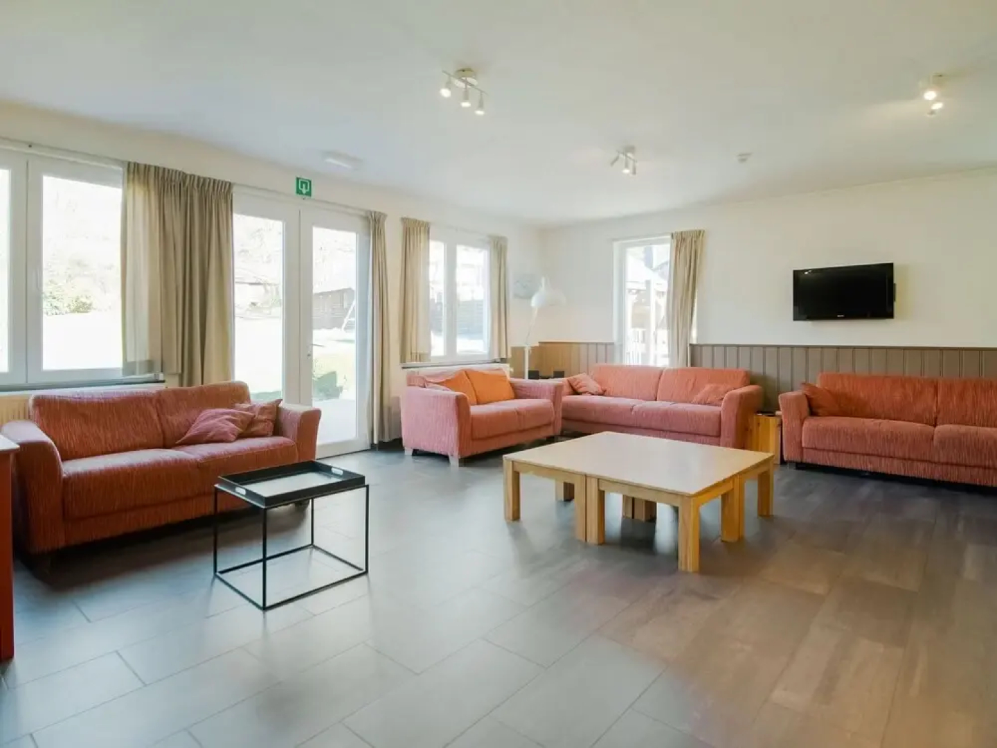 Suave Holiday Home in Vresse-sur-semois With Garden