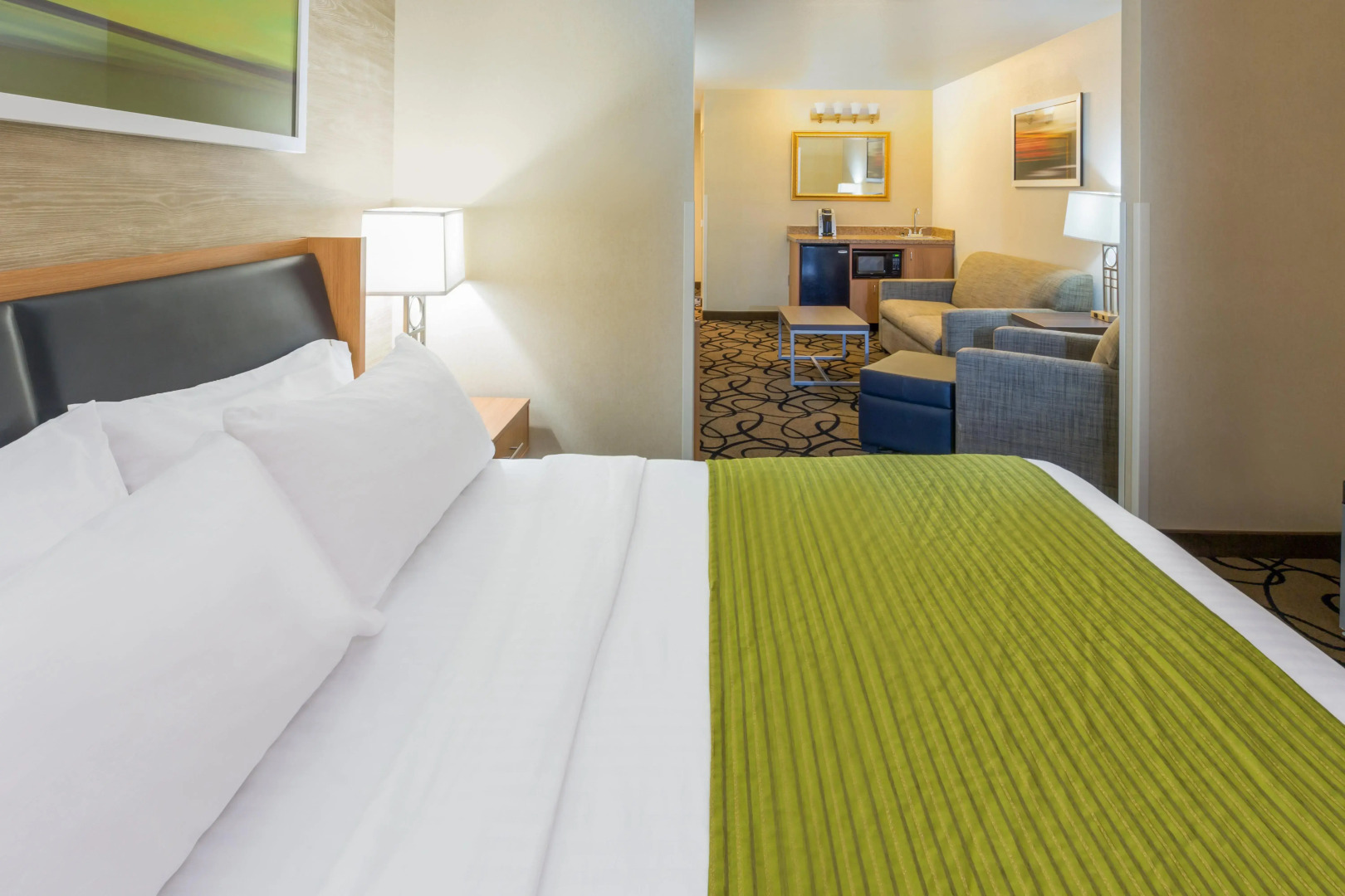 Holiday Inn Express Hotel & Suites Henderson by IHG