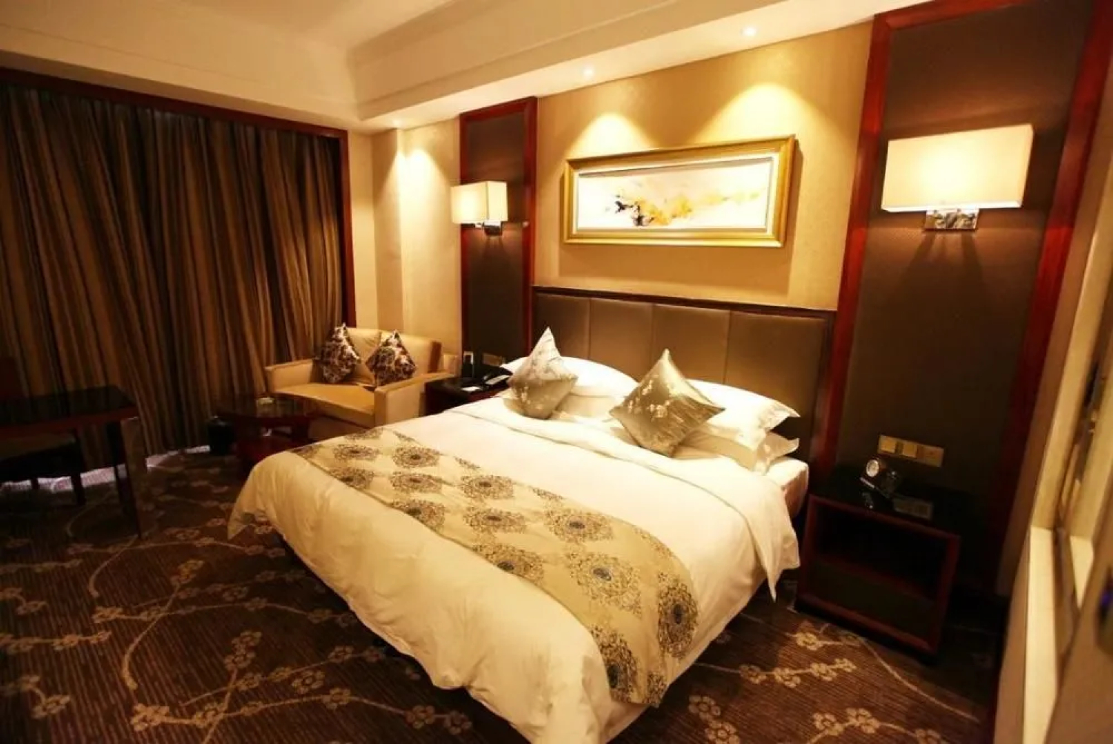 Planet International Hotel (Jingmen Duodao Wanda Branch)