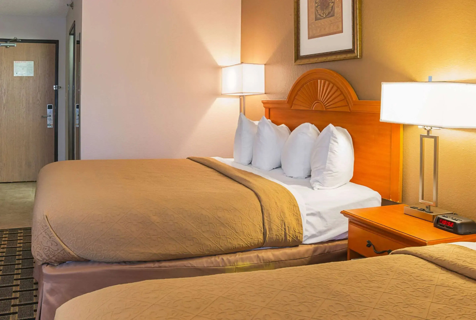 Quality Inn & Suites Detroit Metro Airport