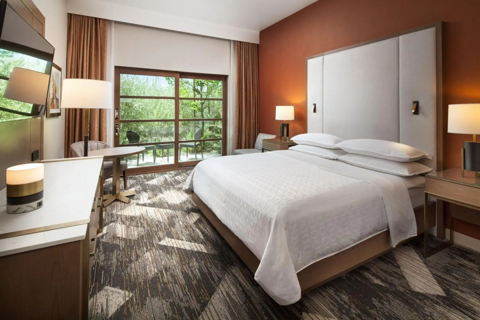 Sheraton Redding Hotel at the Sundial Bridge