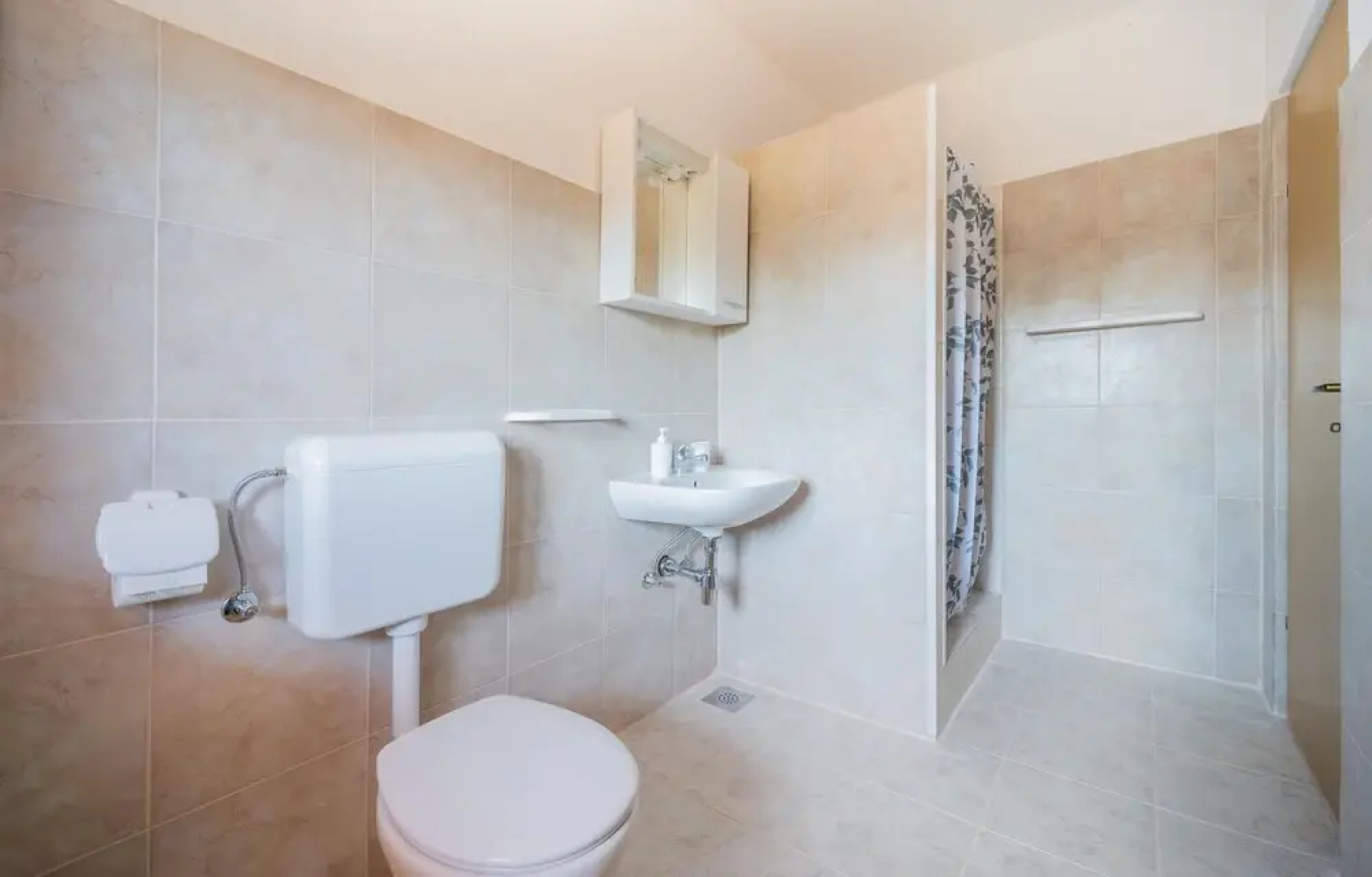 Nice Home in Krnica With Wifi and 2 Bedrooms