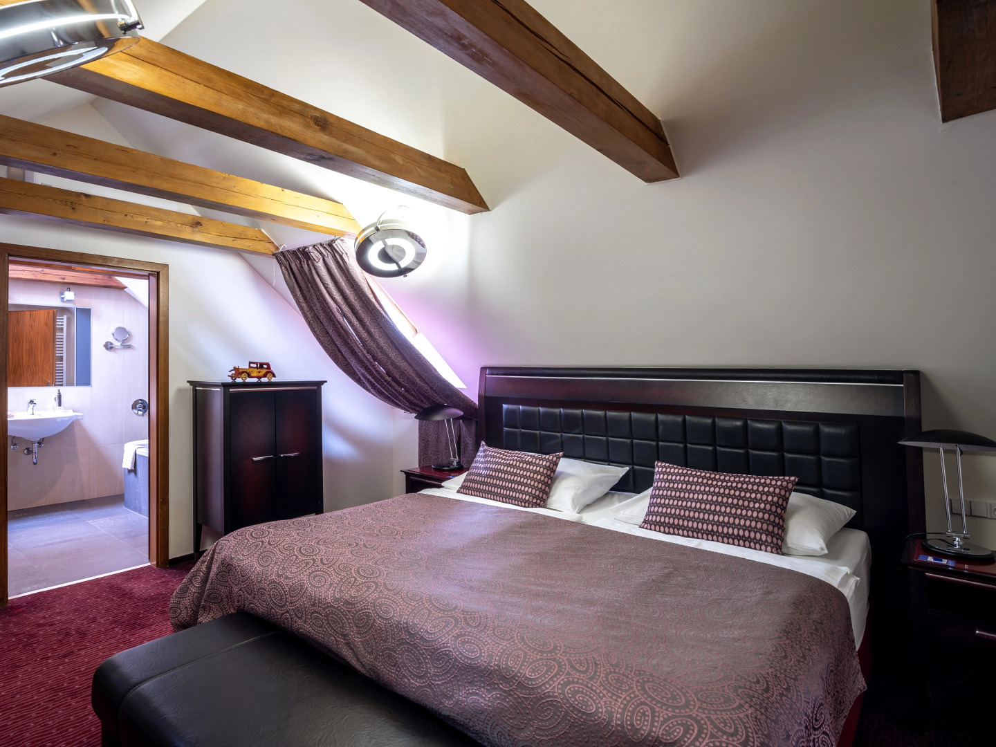 EA Embassy Prague Hotel