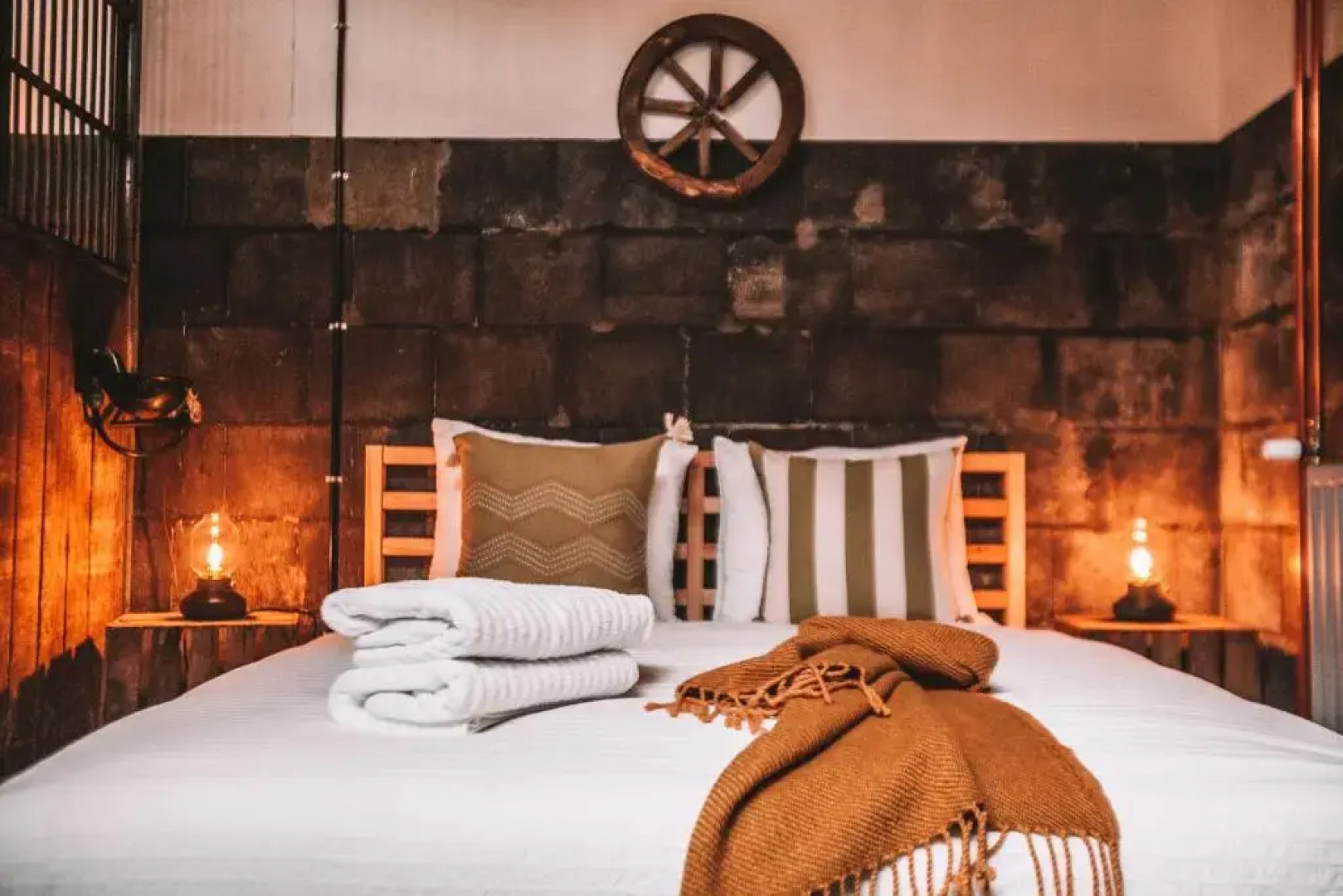 CRASH'NSTAY - Paardenstal